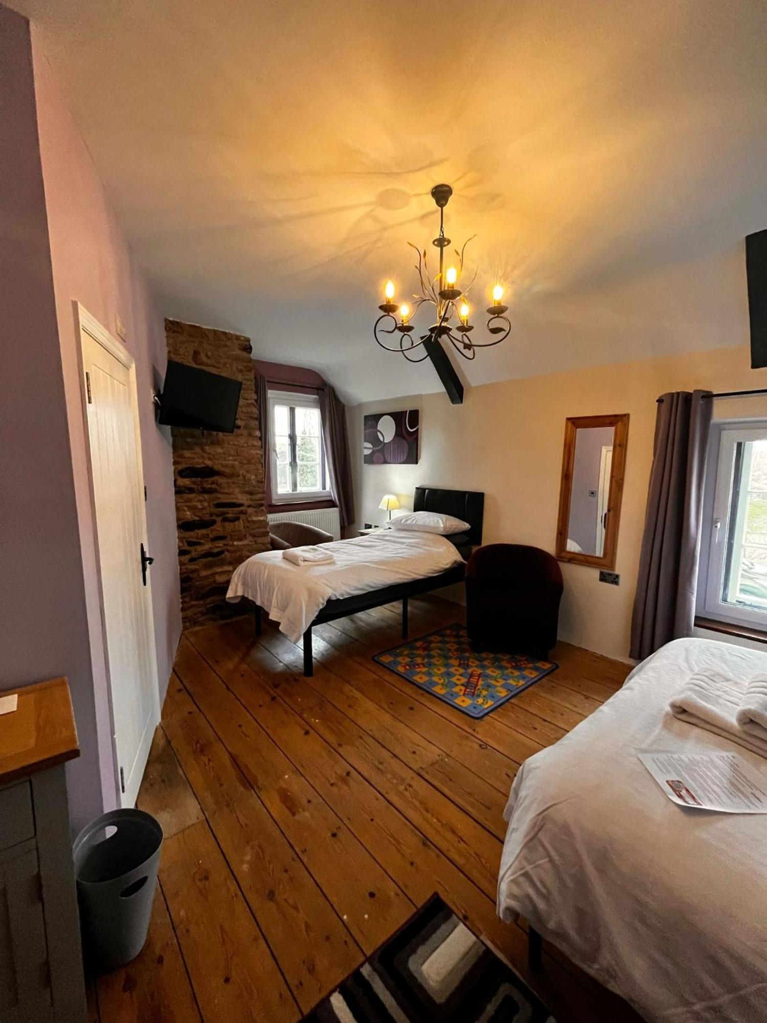 Bed and Breakfast Old Manor House Axbridge Екстер'єр фото
