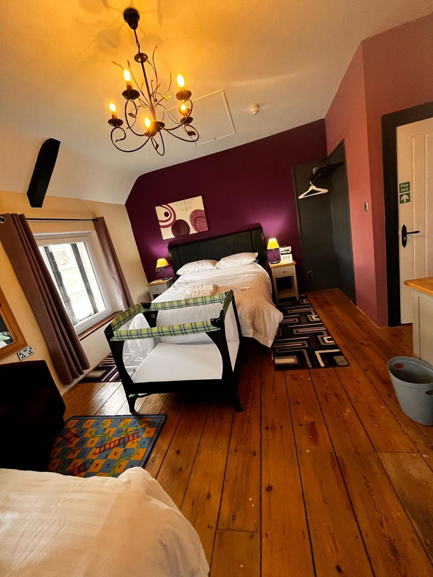 Bed and Breakfast Old Manor House Axbridge Екстер'єр фото