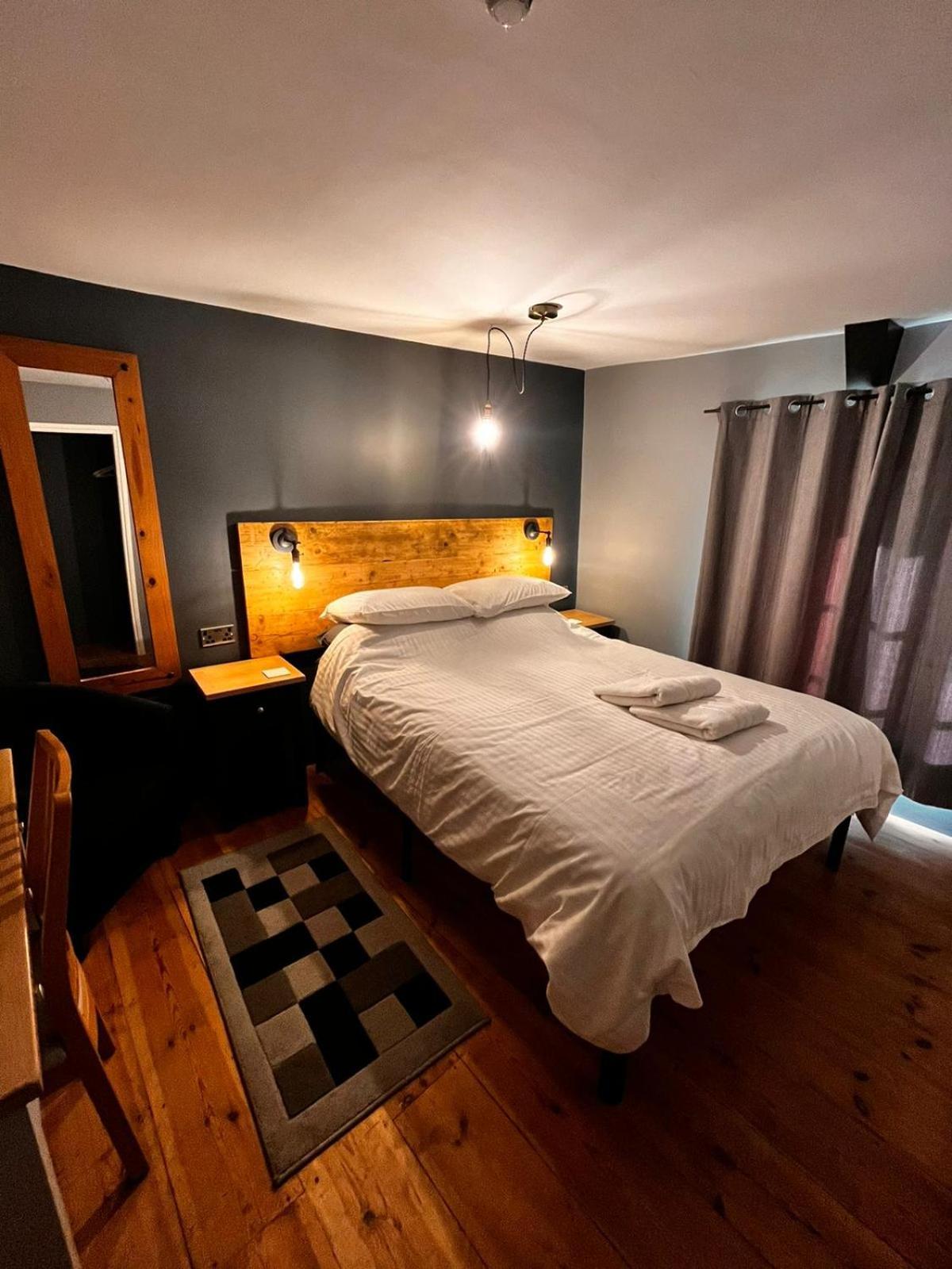 Bed and Breakfast Old Manor House Axbridge Екстер'єр фото