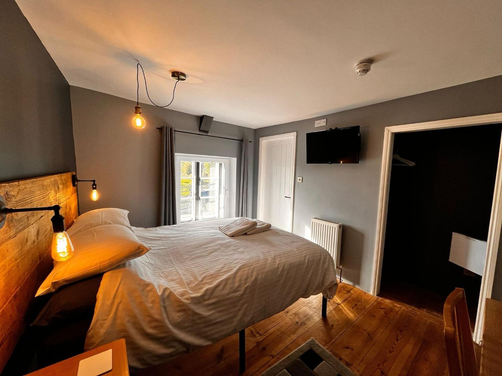 Bed and Breakfast Old Manor House Axbridge Екстер'єр фото