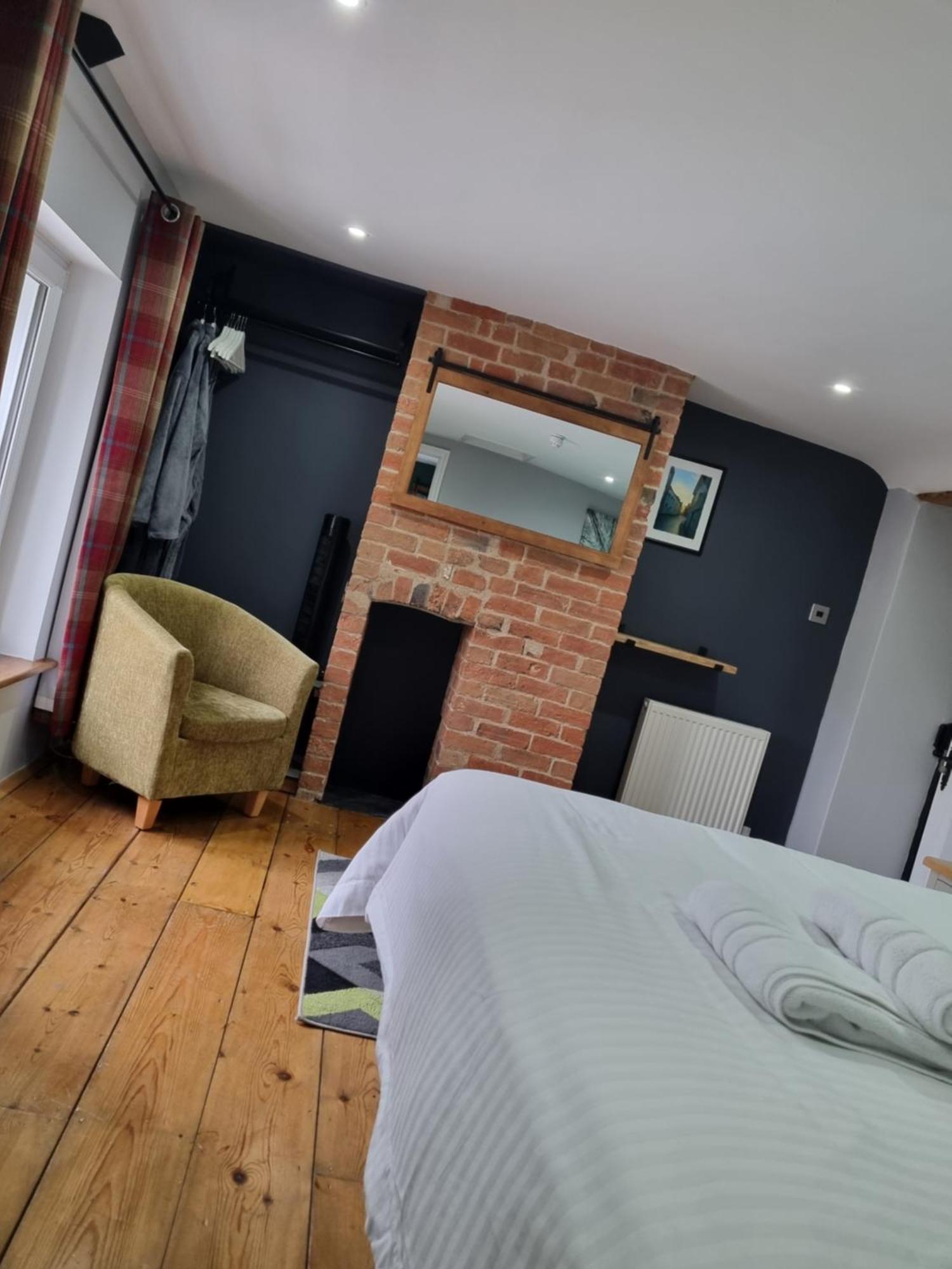 Bed and Breakfast Old Manor House Axbridge Екстер'єр фото